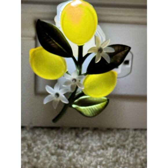 NEW Lemons on Branch SCENT CONTROL Wallflower NIGHTLIGHT Plug Bath & Body Works - Picture 6 of 10